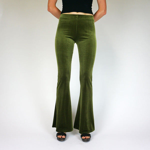 ディープオリーブグリーンのプレーンベルベットフレア